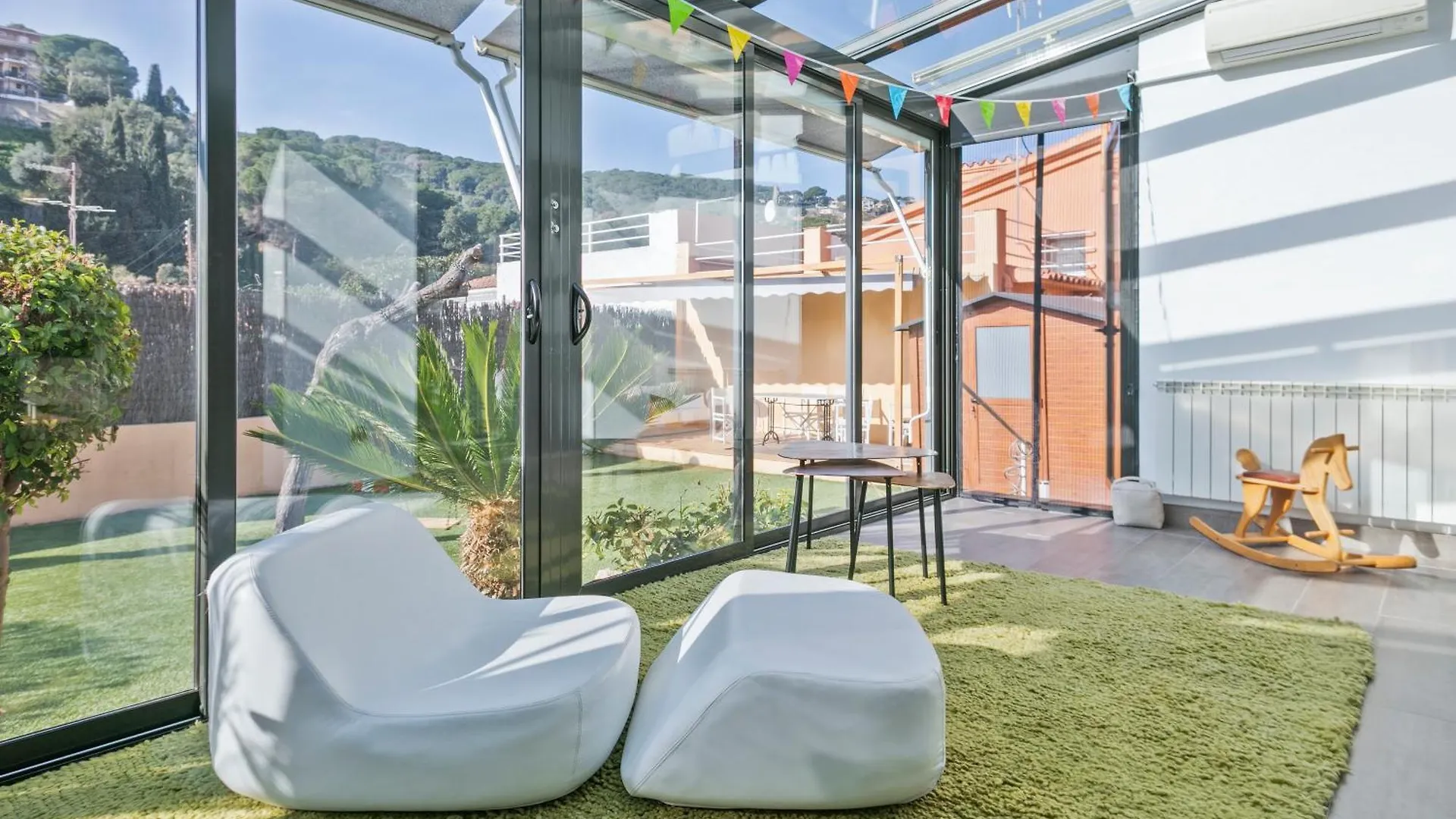 Hébergement de vacances Villa Preciosa Casa En El Maresme Con Jardin à Cabrils Espagne